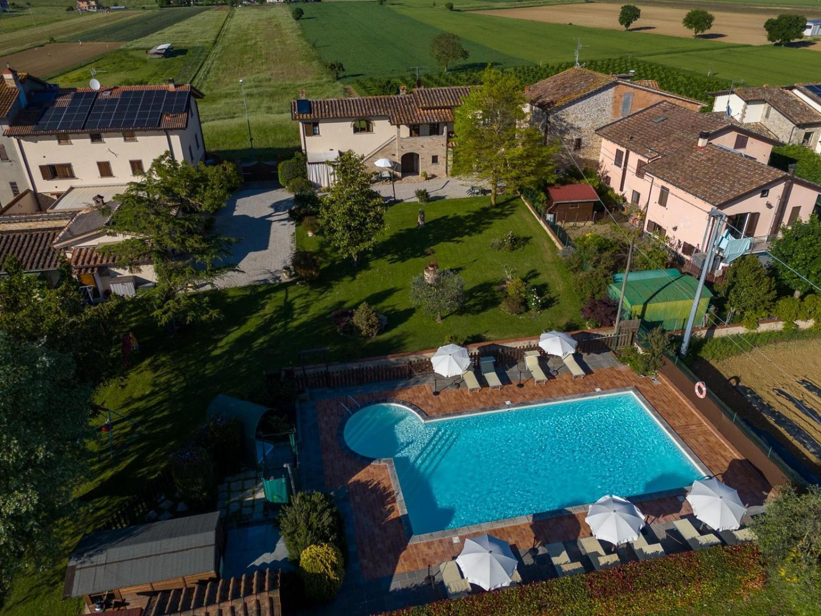 Podere Casenove Citerna Exterior foto